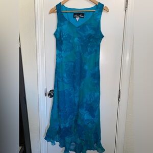 Elegant Blue Floral Sleeveless Dress